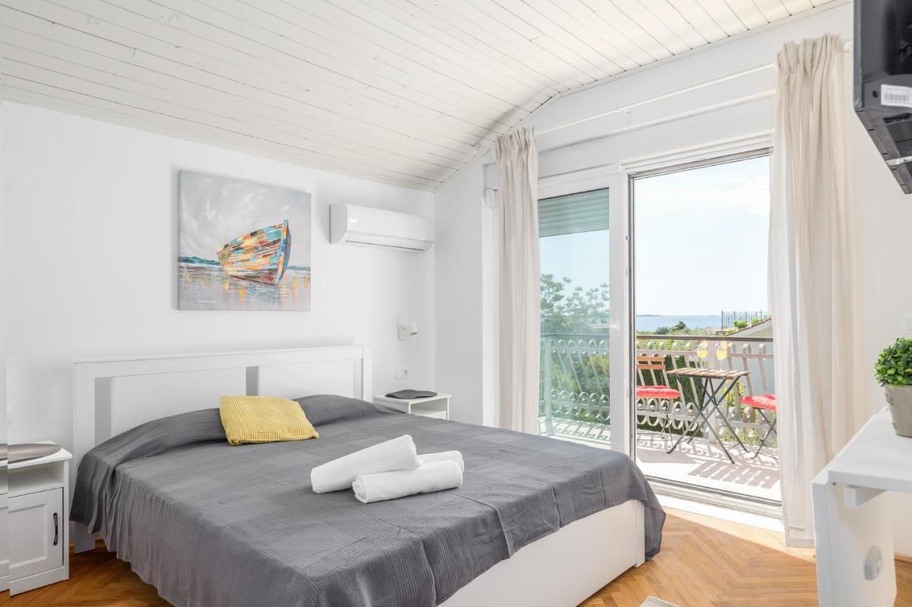 Villa Polion Peroj Buitenkant foto