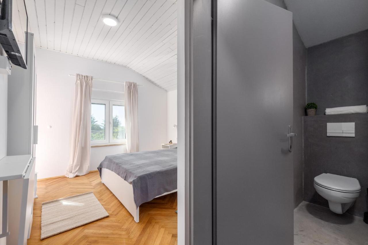 Villa Polion Peroj Buitenkant foto